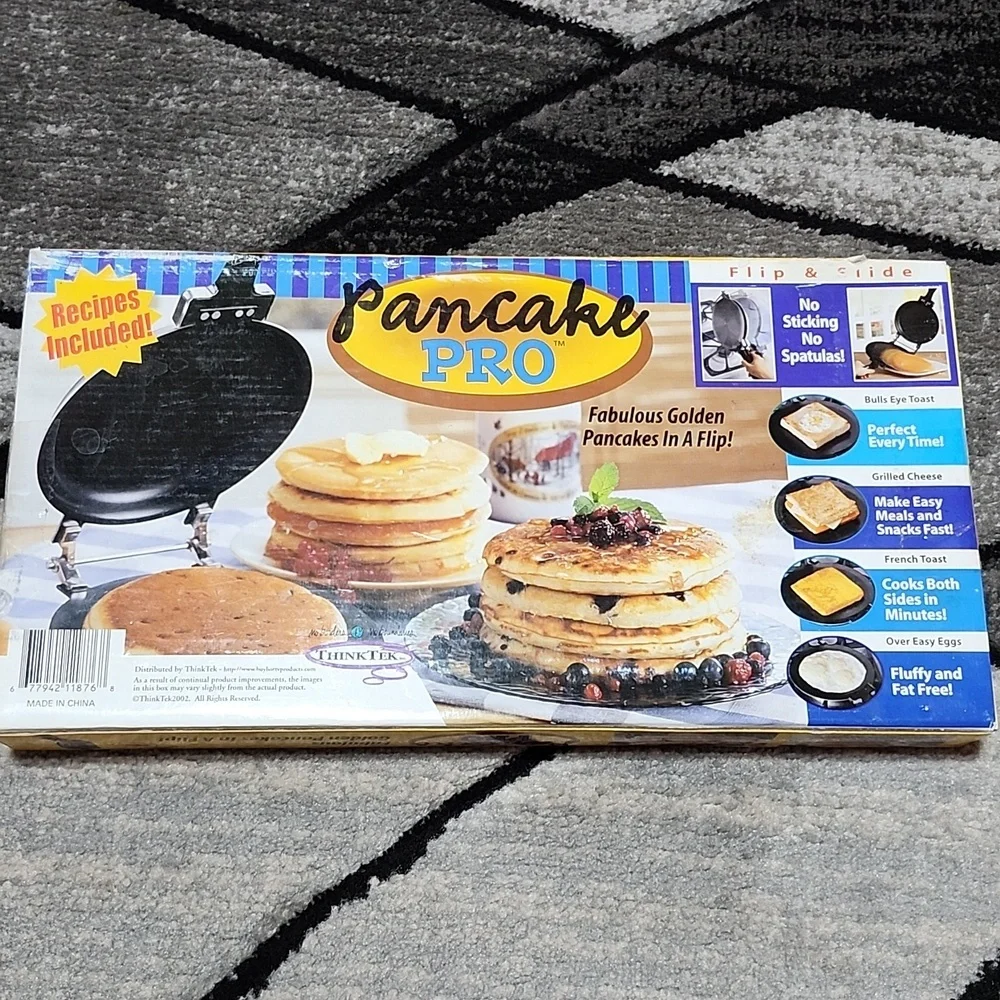 PANCAKE PRO FLIP & SLIDE PERFECT EVERYTIME DOUBLE-SIDED NON-STICK PAN